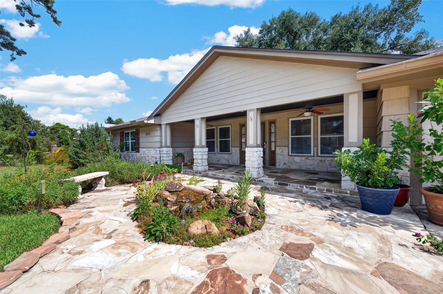 Property photo for 9329 Walterville Road, Houston, TX