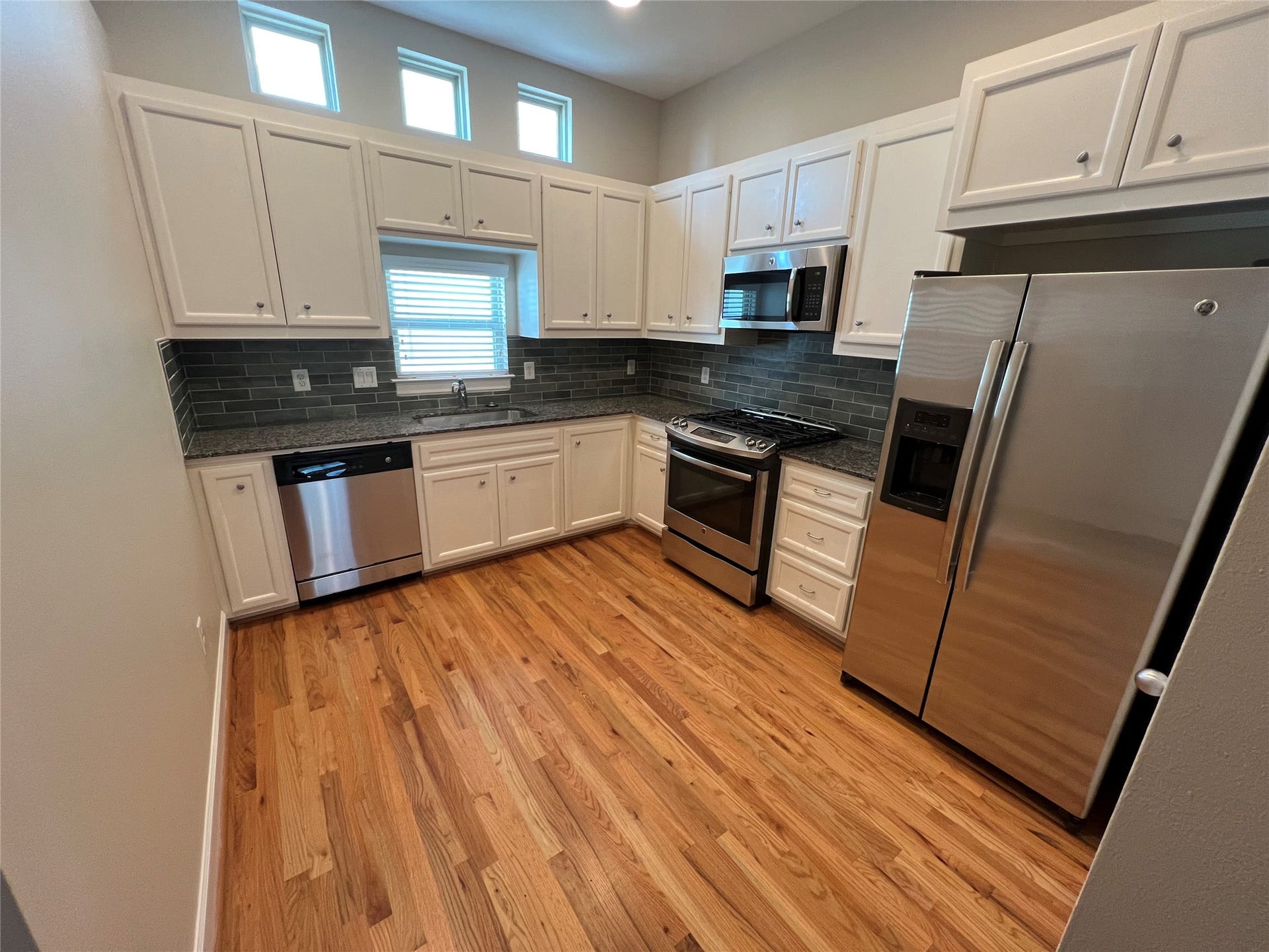 2710 Hullsmith Drive, #404, Houston, TX 77063 2710 Hullsmith Drive, #404, Houston, TX 77063