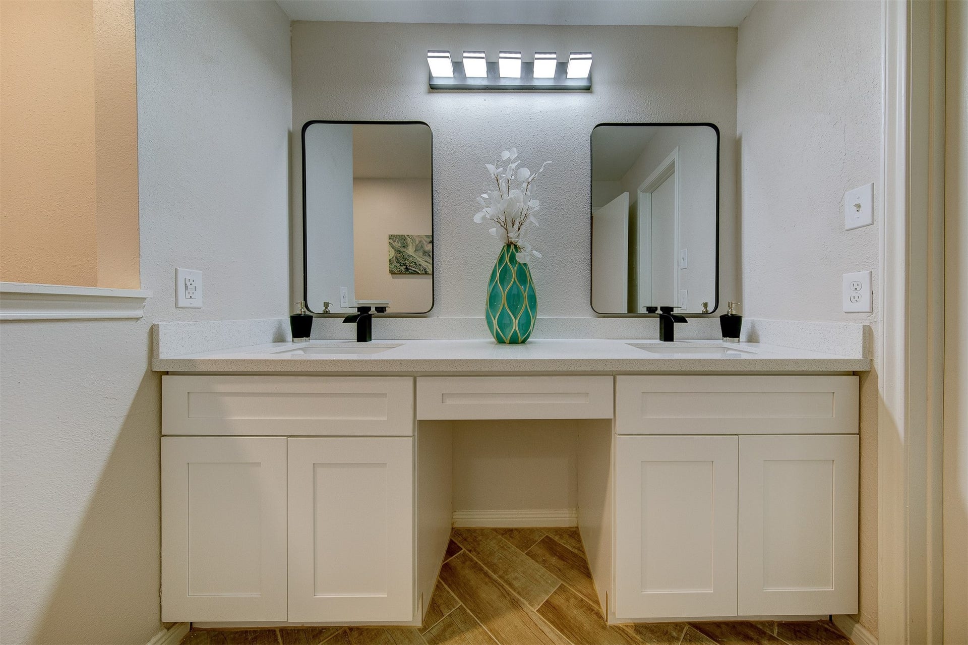 4144 Greystone Way, #201, Sugar Land, TX 77479