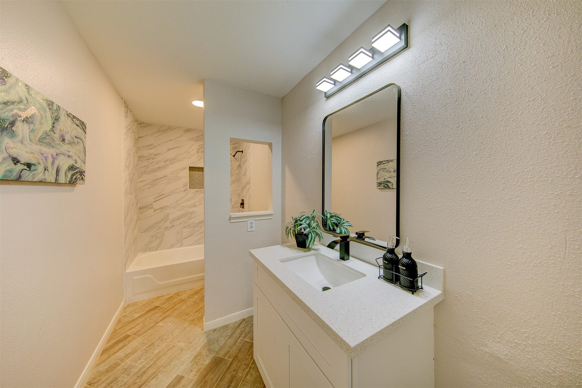 4144 Greystone Way, #201, Sugar Land, TX 77479