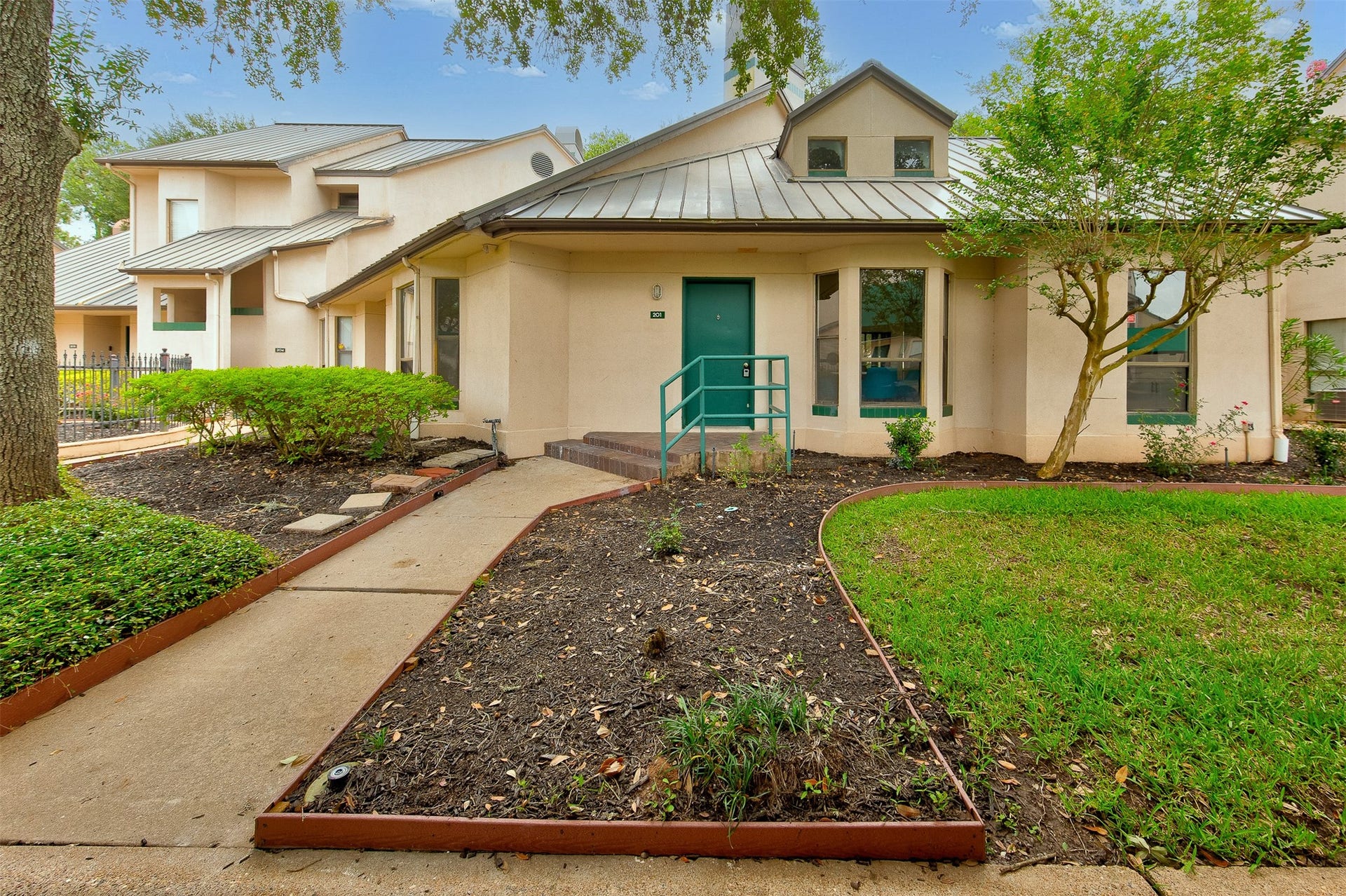 4144 Greystone Way, #201, Sugar Land, TX 77479