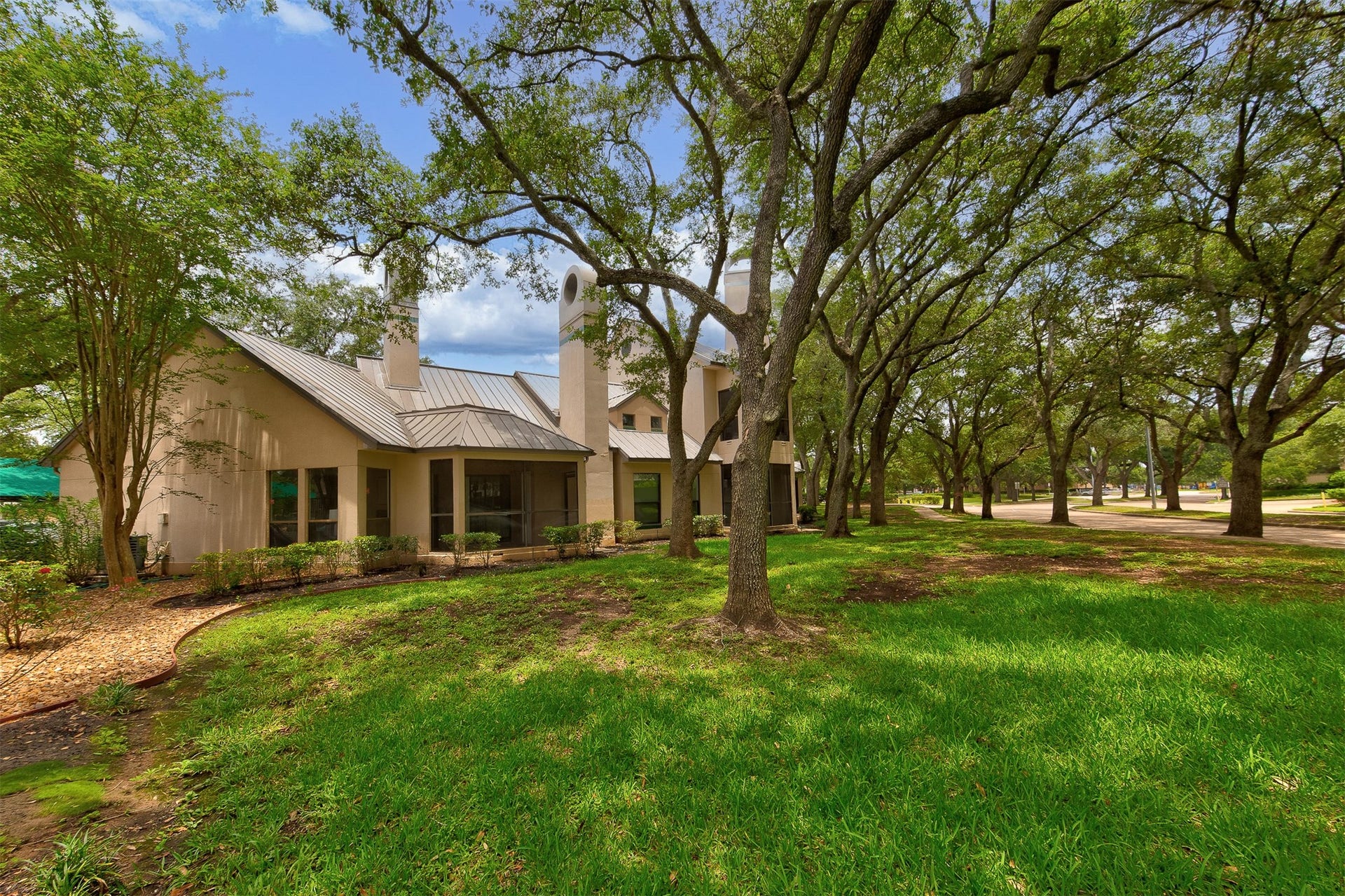 4144 Greystone Way, #201, Sugar Land, TX 77479