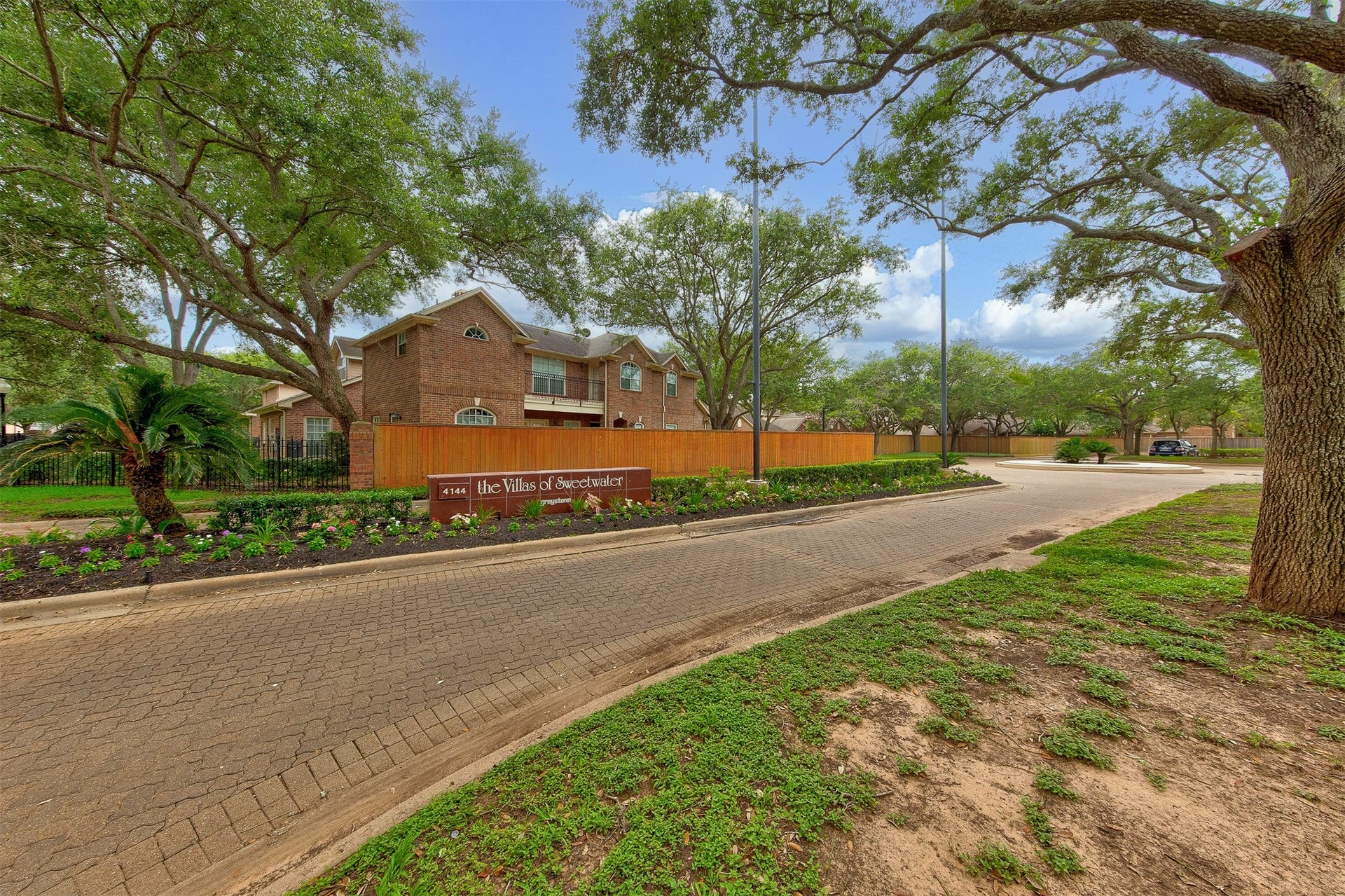 4144 Greystone Way, #201, Sugar Land, TX 77479