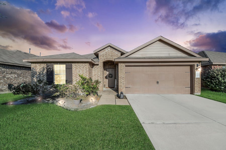 Property photo for 3030 Dripping Springs Court, Katy, TX