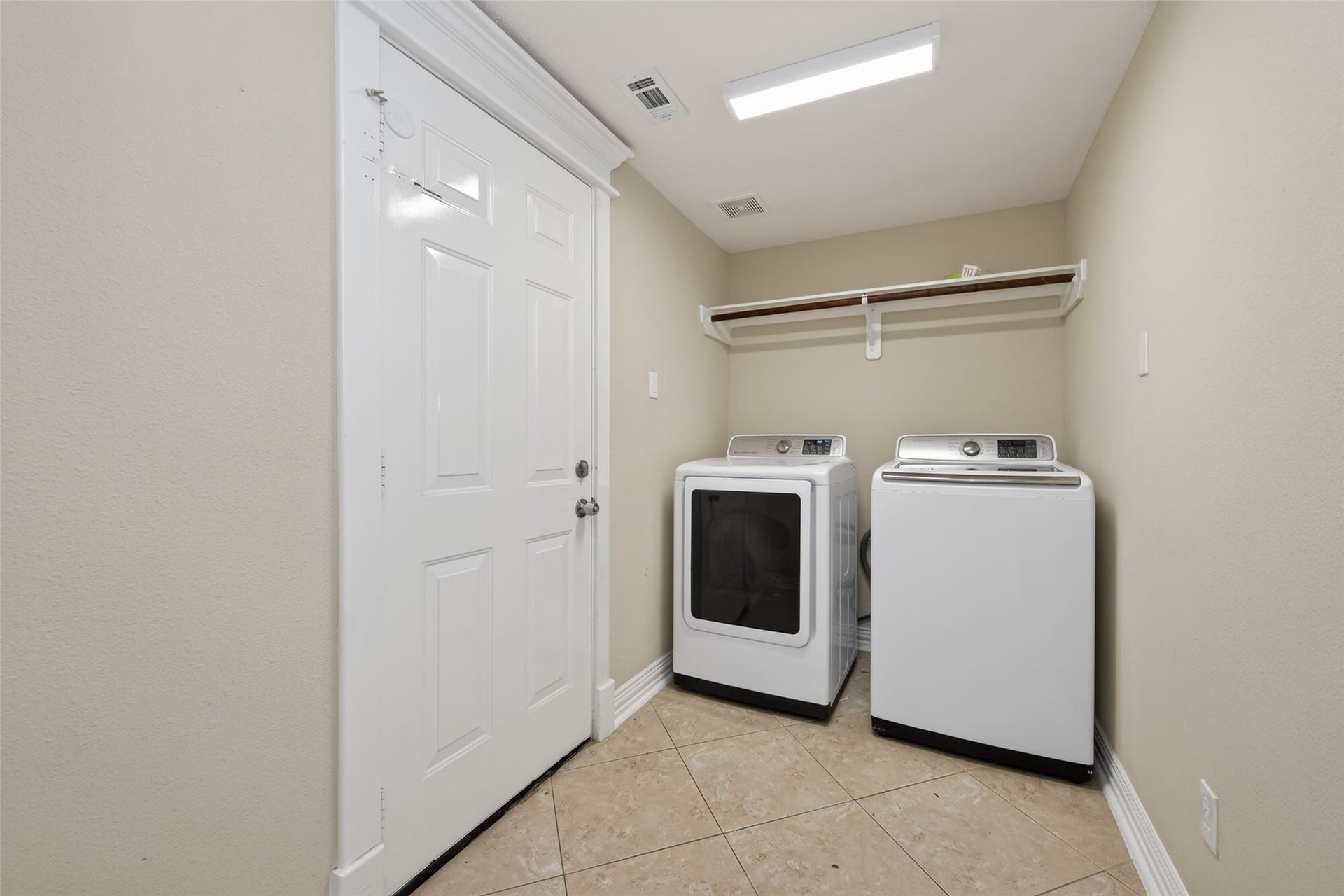 13703 Templar Lane, Sugar Land, TX 77498 13703 Templar Lane, Sugar Land, TX 77498