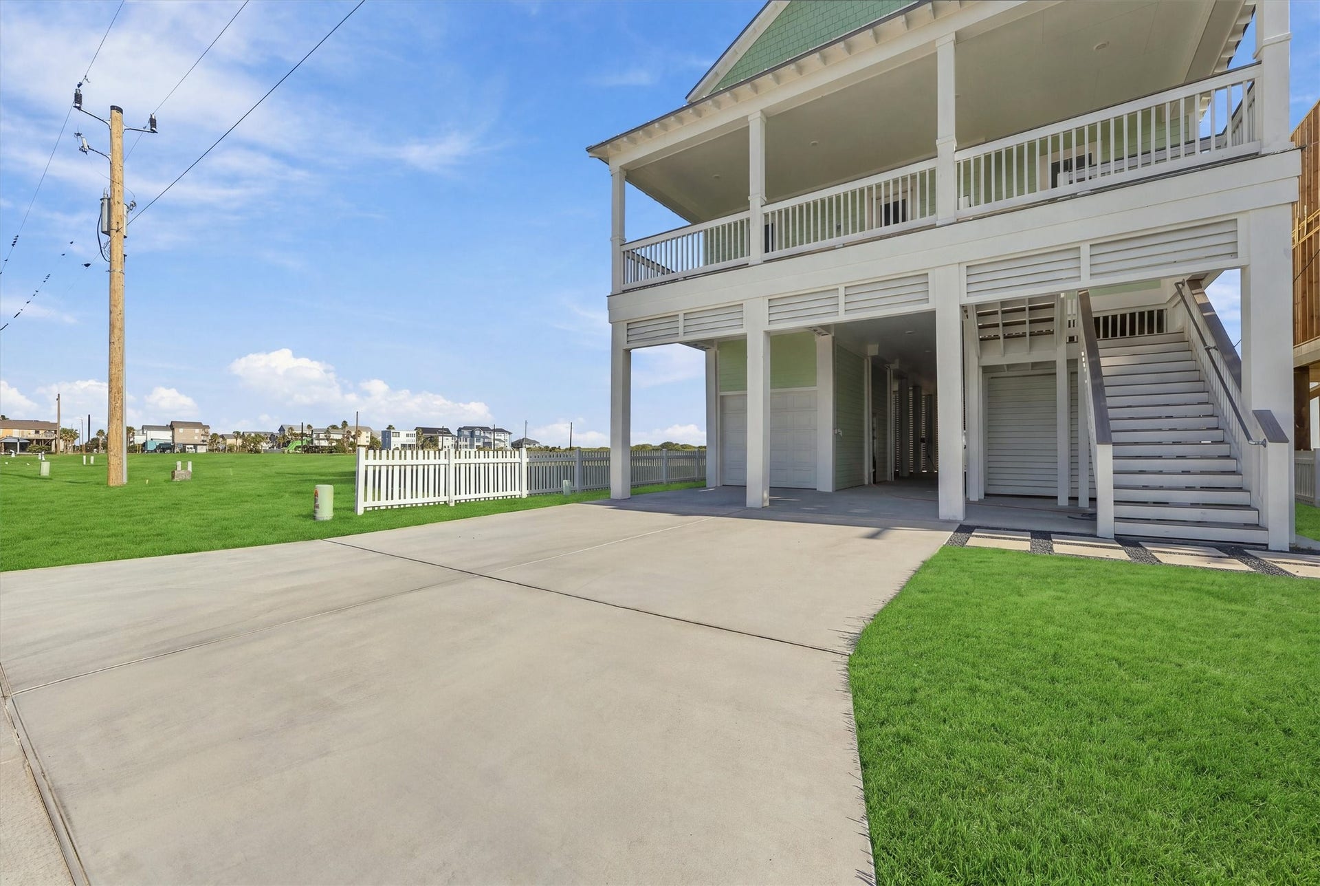 11327 Starfish Drive, Galveston, TX 77554 11327 Starfish Drive, Galveston, TX 77554