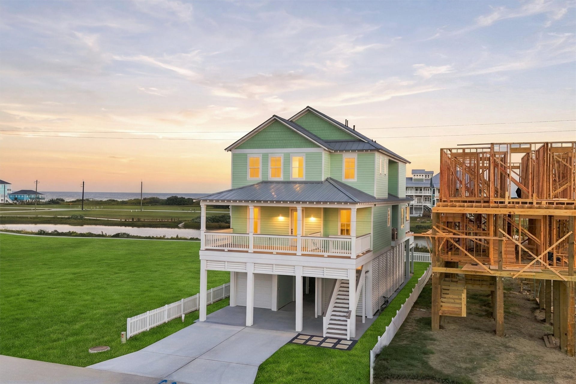 11327 Starfish Drive, Galveston, TX 77554 11327 Starfish Drive, Galveston, TX 77554