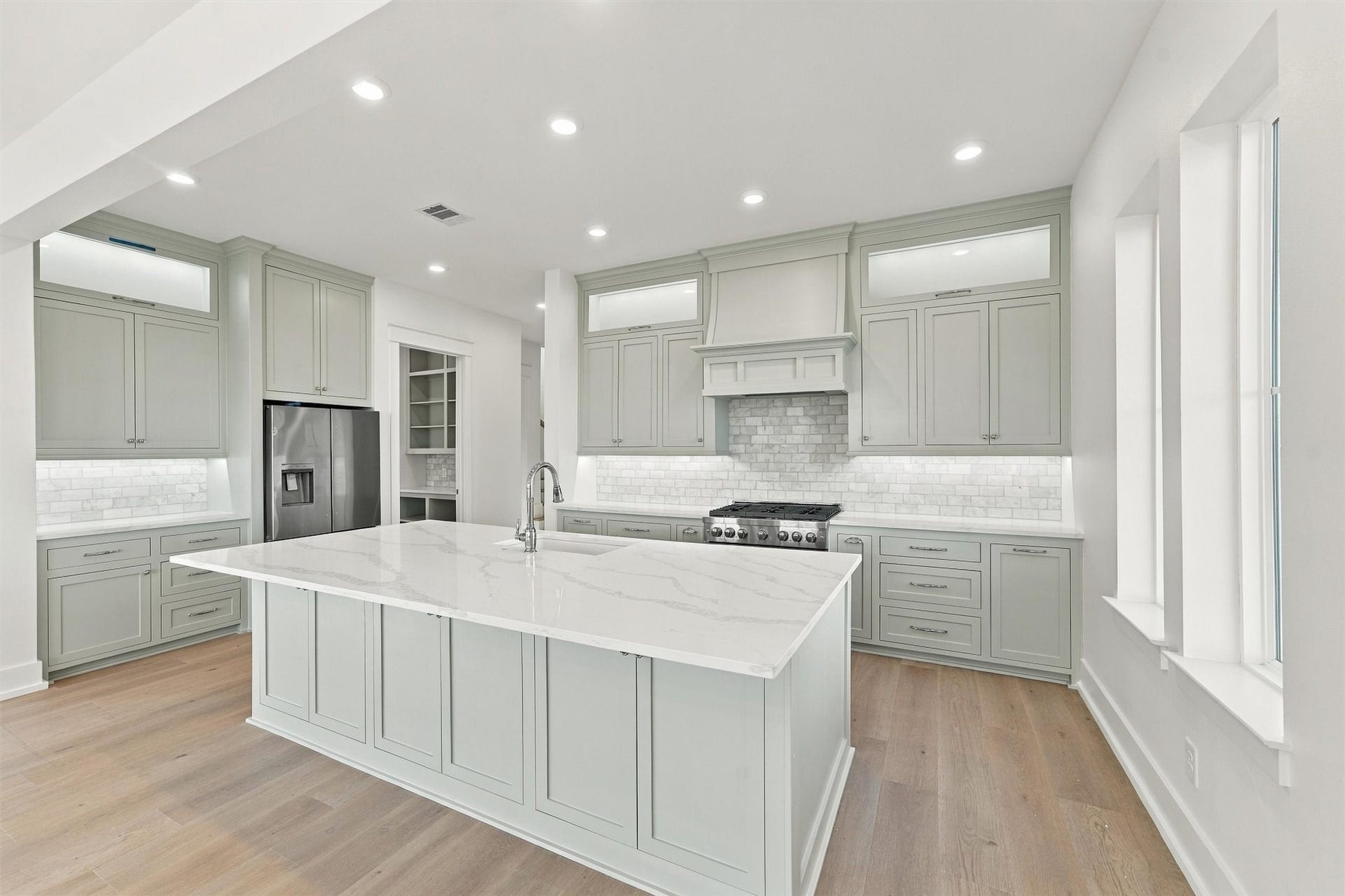 11327 Starfish Drive, Galveston, TX 77554 11327 Starfish Drive, Galveston, TX 77554