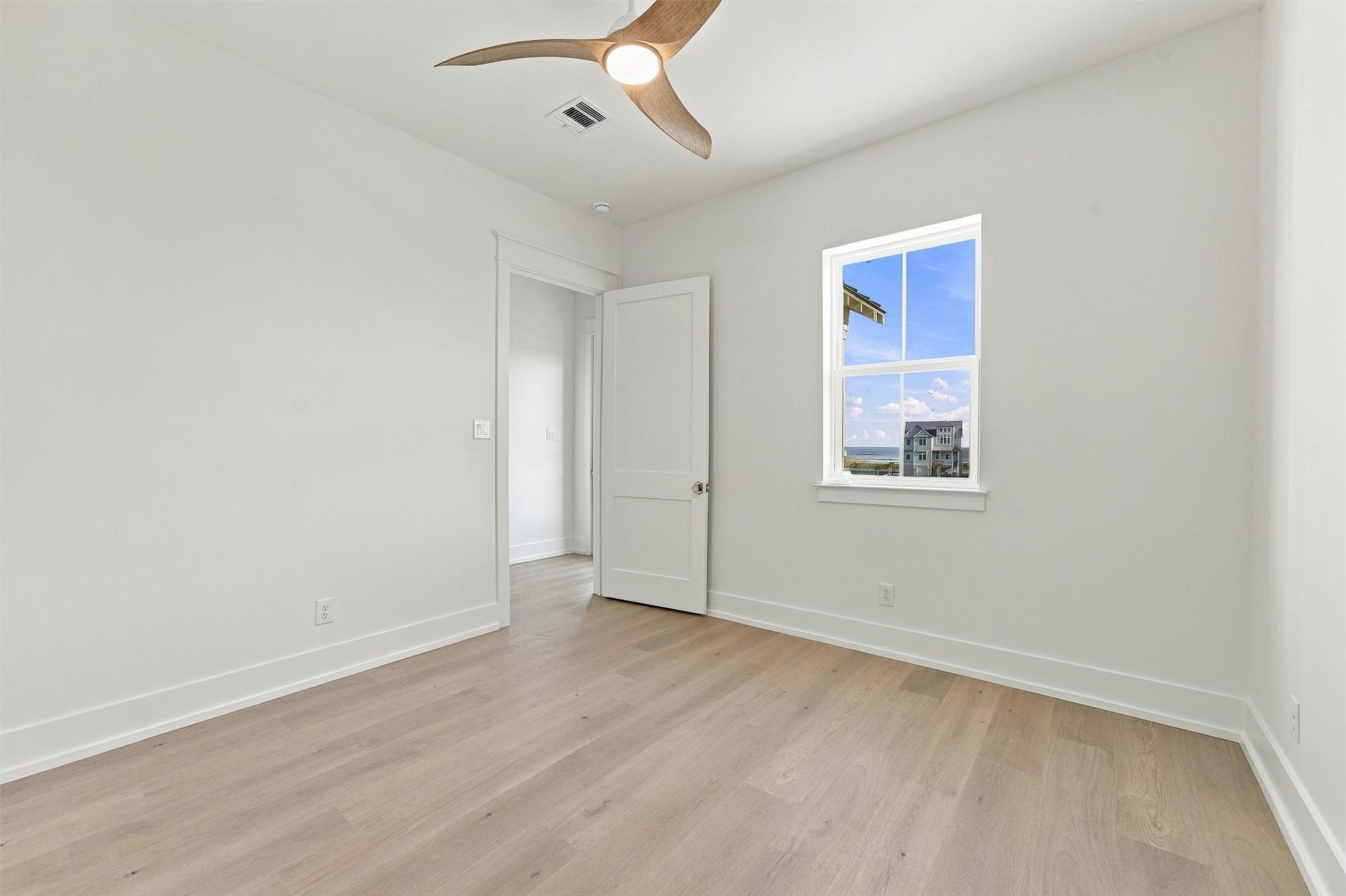 11327 Starfish Drive, Galveston, TX 77554 11327 Starfish Drive, Galveston, TX 77554