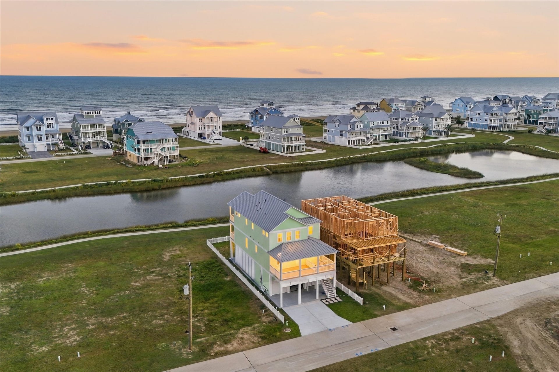 11327 Starfish Drive, Galveston, TX 77554 11327 Starfish Drive, Galveston, TX 77554