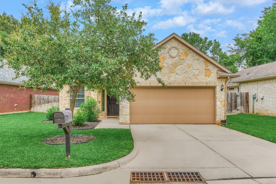 Property photo for 12942 Shady Grove Lane, Montgomery, TX