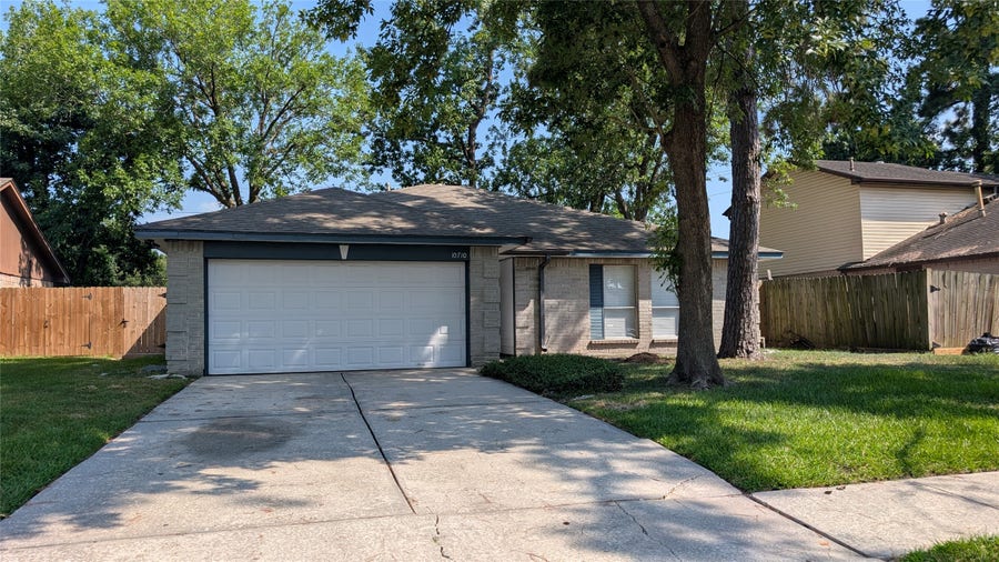 Property photo for 10710 Ambergate Drive, Humble, TX