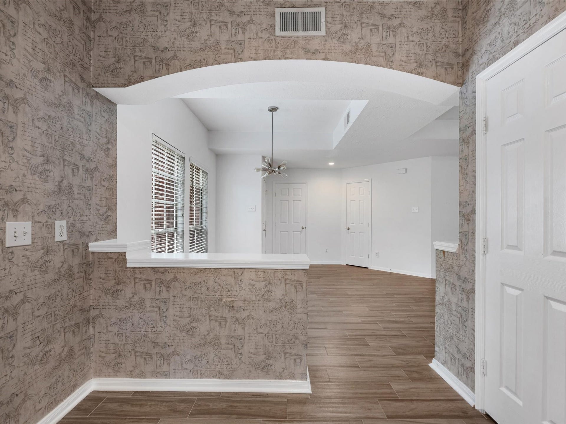 142 N Magnolia Pond Place, The Woodlands, TX 77381 142 N Magnolia Pond Place, The Woodlands, TX 77381