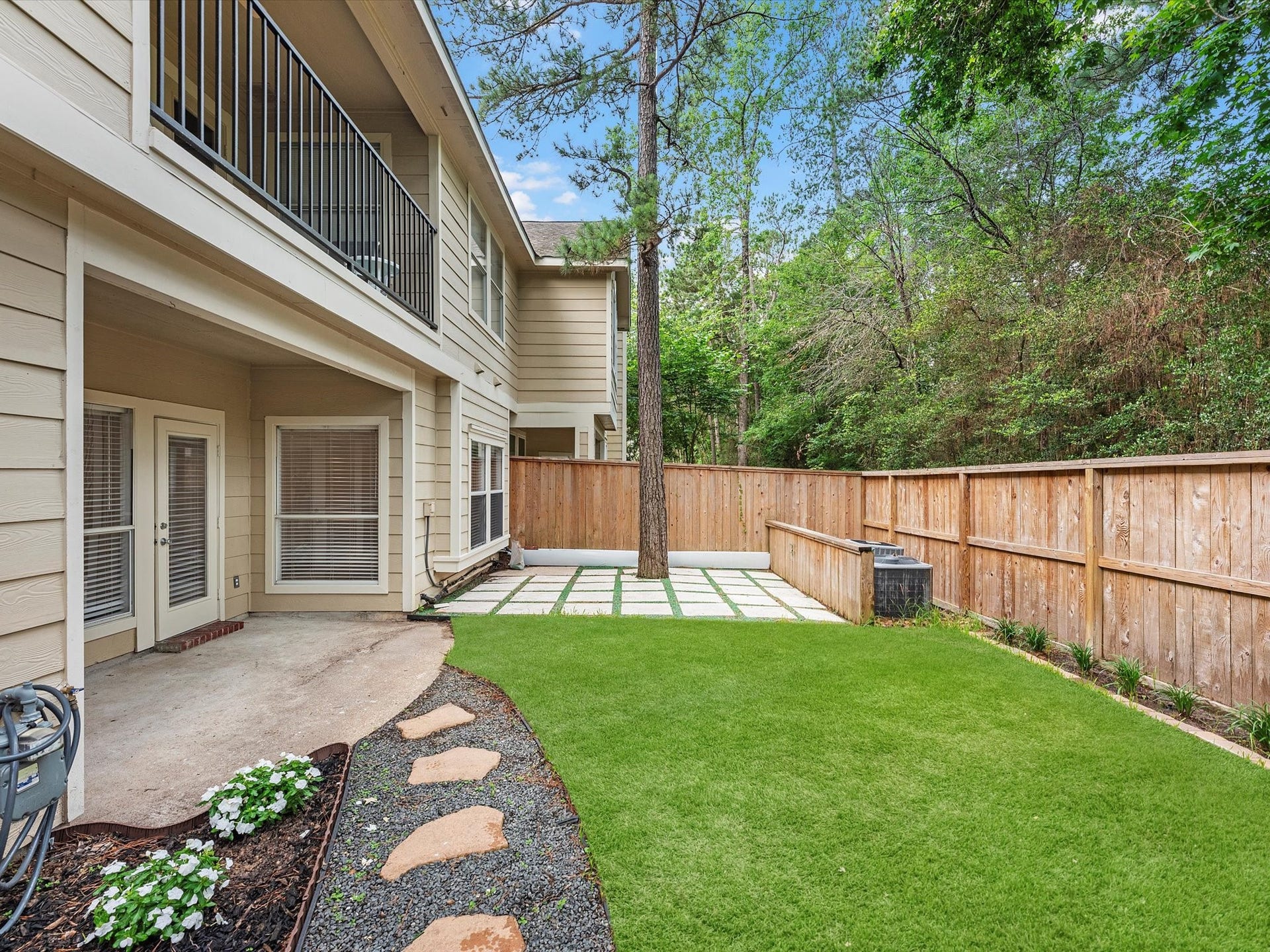 142 N Magnolia Pond Place, The Woodlands, TX 77381 142 N Magnolia Pond Place, The Woodlands, TX 77381