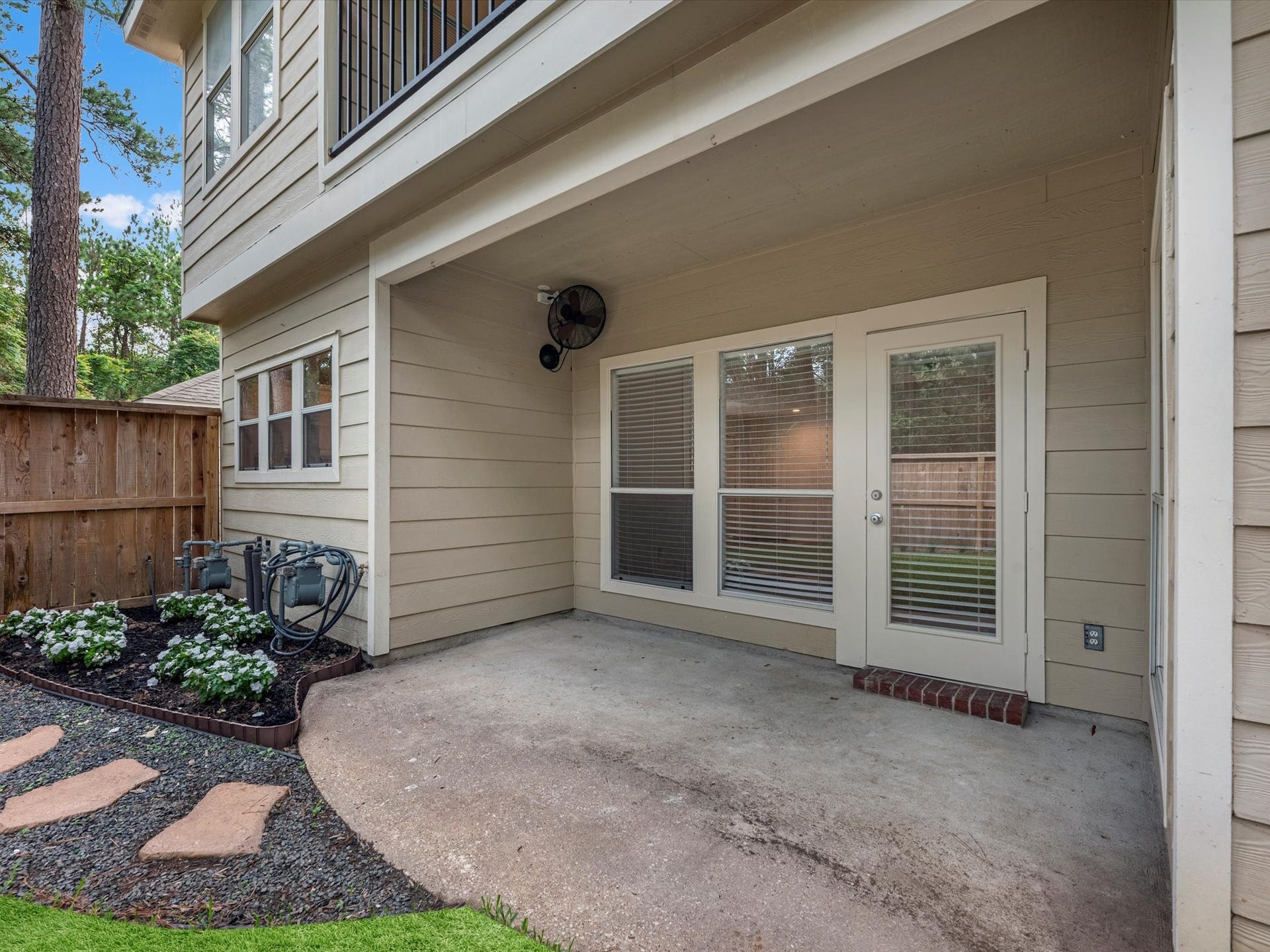 142 N Magnolia Pond Place, The Woodlands, TX 77381 142 N Magnolia Pond Place, The Woodlands, TX 77381