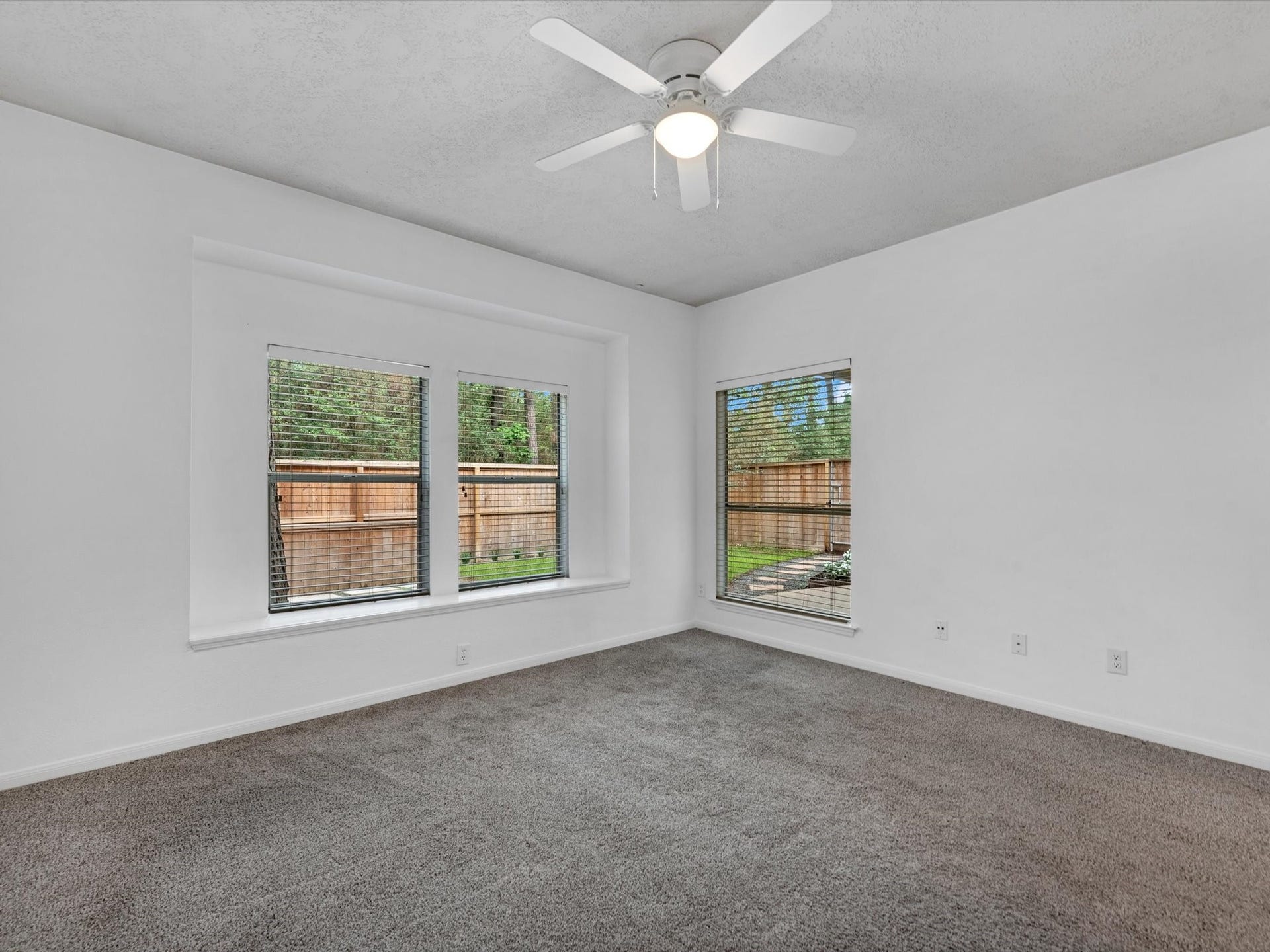 142 N Magnolia Pond Place, The Woodlands, TX 77381 142 N Magnolia Pond Place, The Woodlands, TX 77381