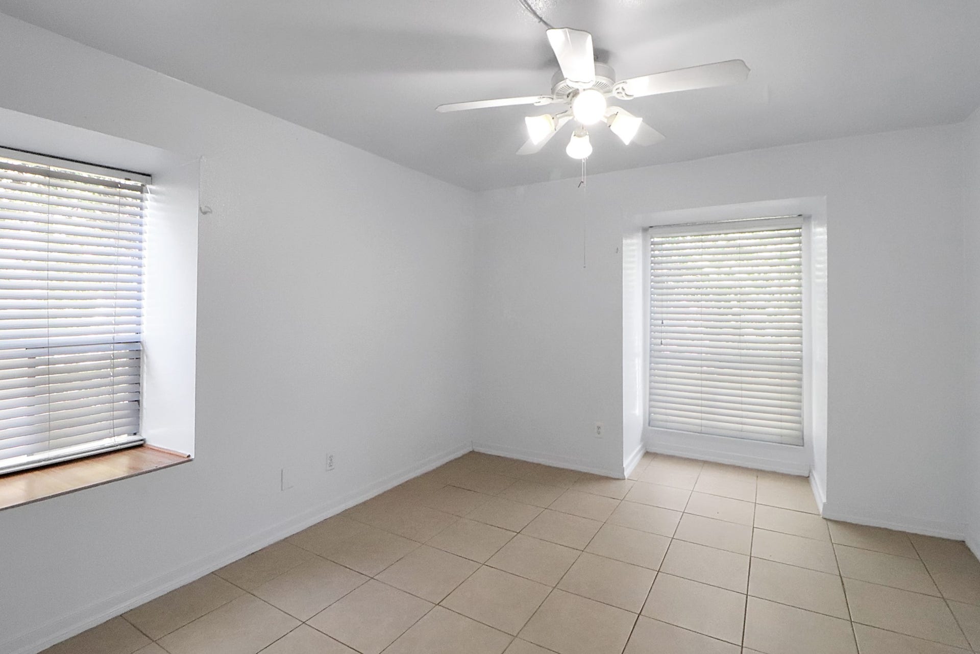5929 Queensloch Drive, #234, Houston, TX 77096 5929 Queensloch Drive, #234, Houston, TX 77096
