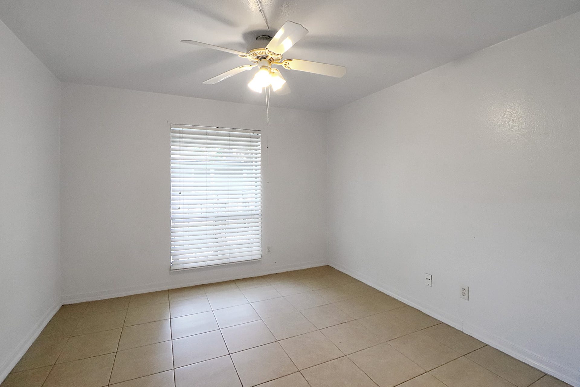 5929 Queensloch Drive, #234, Houston, TX 77096 5929 Queensloch Drive, #234, Houston, TX 77096