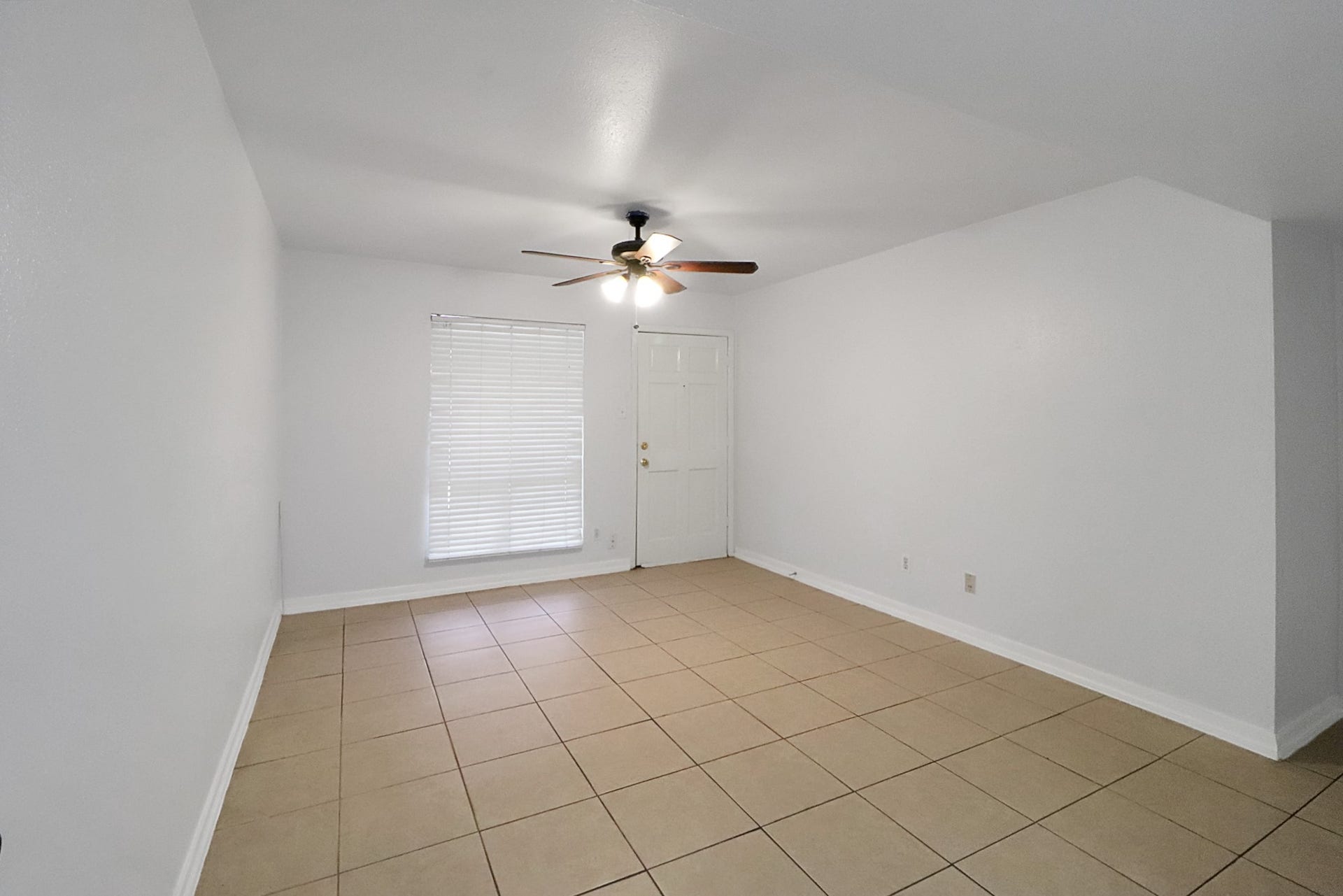 5929 Queensloch Drive, #234, Houston, TX 77096 5929 Queensloch Drive, #234, Houston, TX 77096