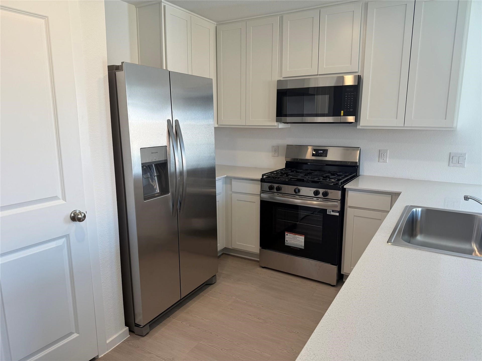 2527 Night Emerald Drive, Rosharon, TX 77583 2527 Night Emerald Drive, Rosharon, TX 77583