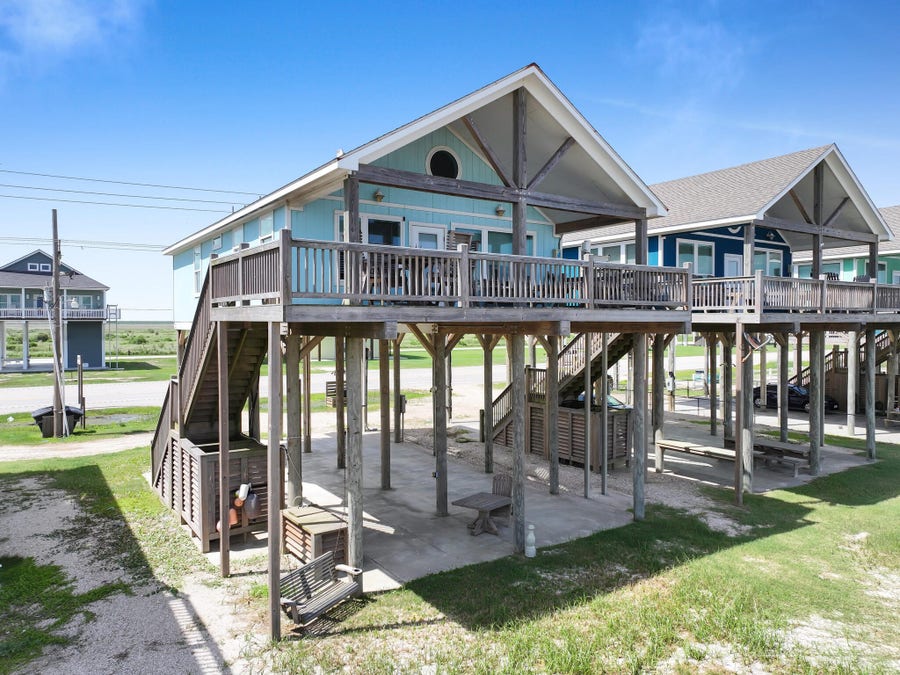 Property photo for 2496 Highway 87, Gilchrist, TX