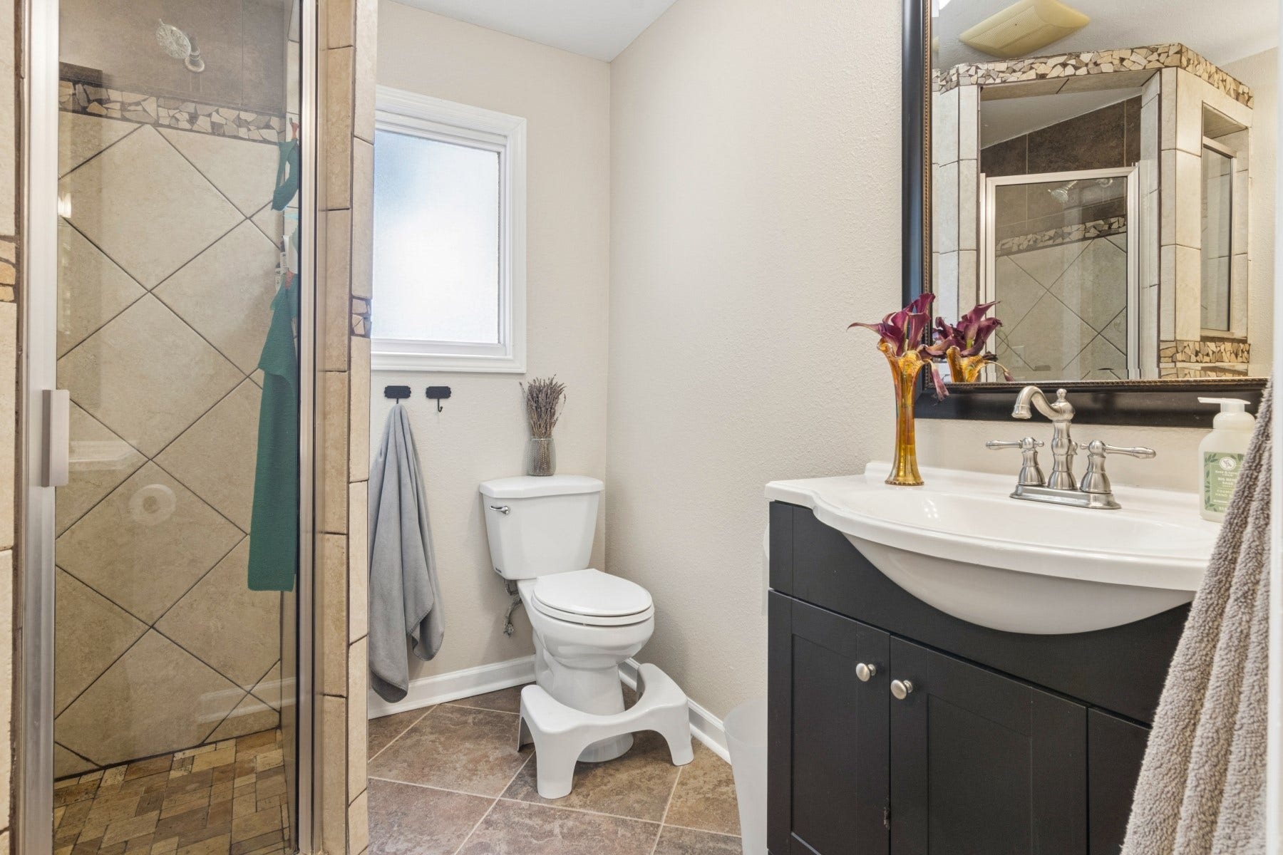 5443 Appleblossom Lane, Friendswood, TX 77546 5443 Appleblossom Lane, Friendswood, TX 77546