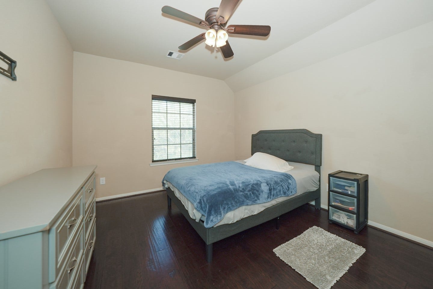 6323 Orange Blossom Lane, Rosenberg, TX 77471 bedroom 3