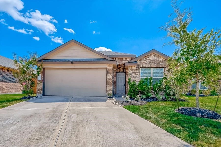 Property photo for 2206 Mirror Ridge Court, Texas City, TX