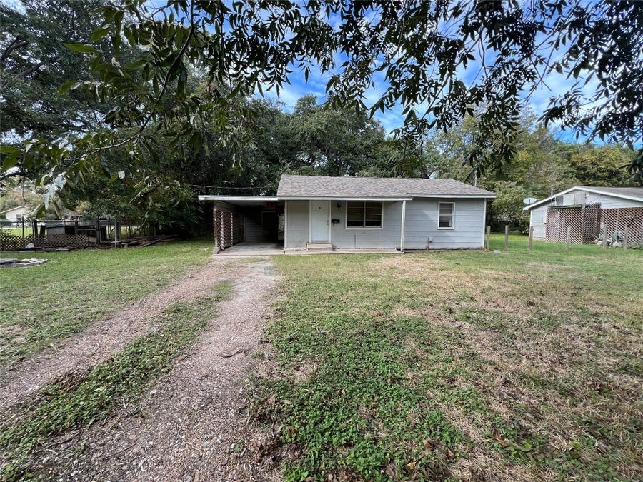 Property photo for 1026 Meyer Street, La Marque, TX