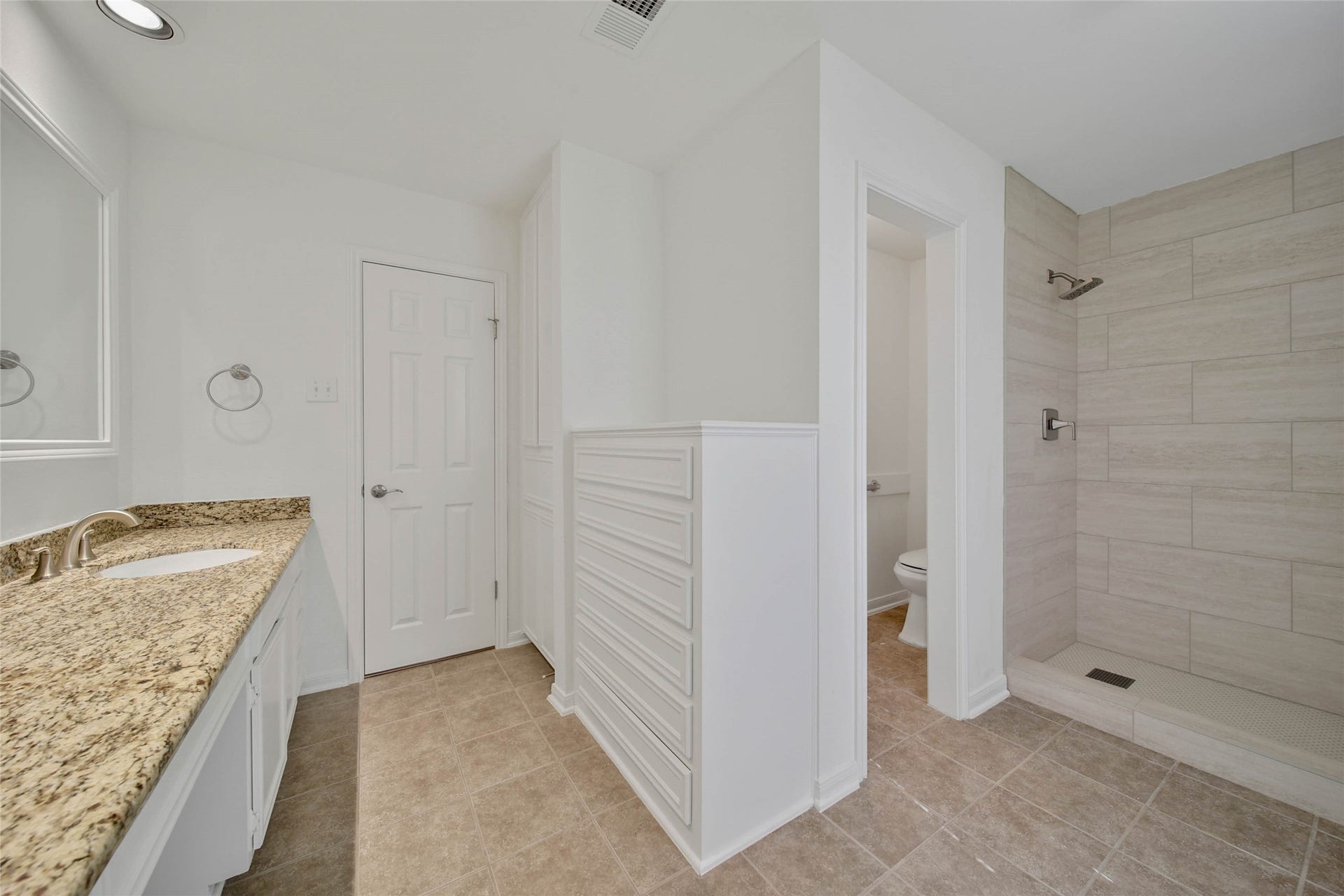 813 E Green Belt Drive, Sugar Land, TX 77498 813 E Green Belt Drive, Sugar Land, TX 77498