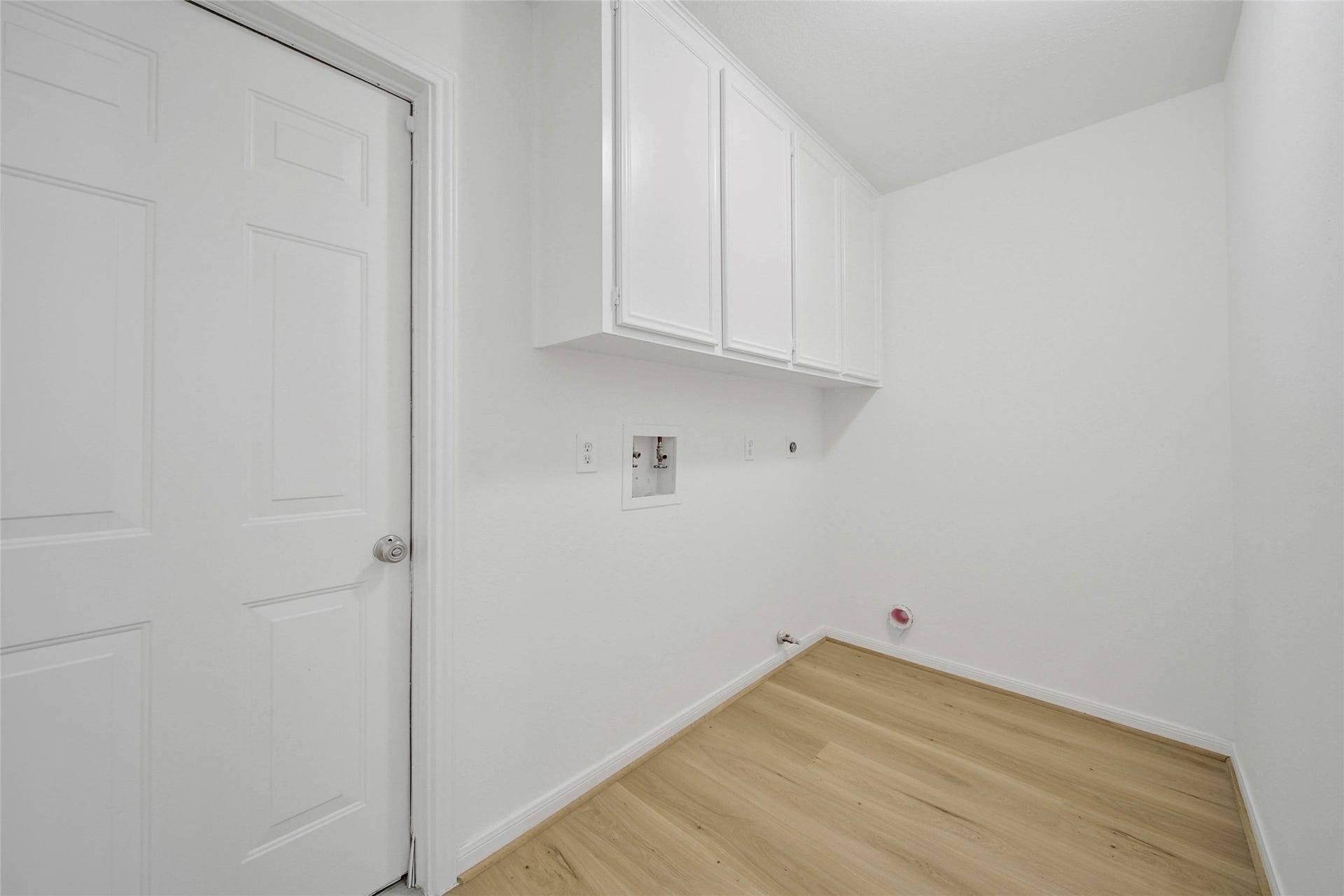 813 E Green Belt Drive, Sugar Land, TX 77498 813 E Green Belt Drive, Sugar Land, TX 77498
