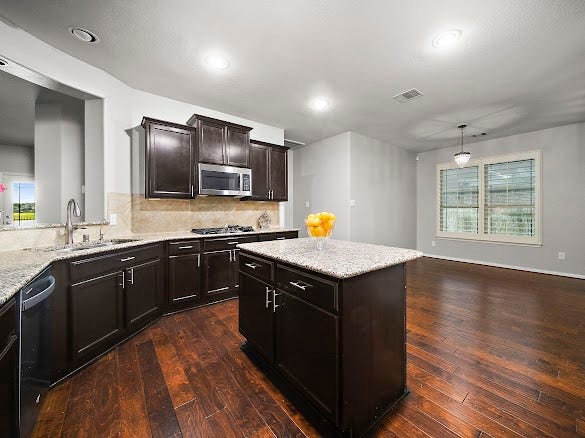 1111 Wheatfield Court, Rosenberg, TX 77469 1111 Wheatfield Court, Rosenberg, TX 77469