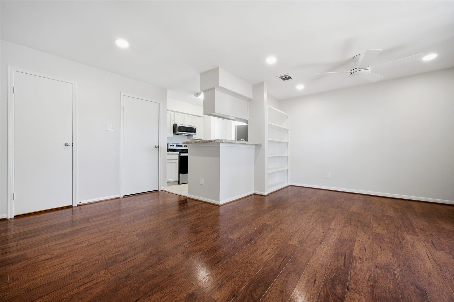 2120 El Paseo Street, #2901, Houston, TX 77054 2120 El Paseo Street, #2901, Houston, TX 77054