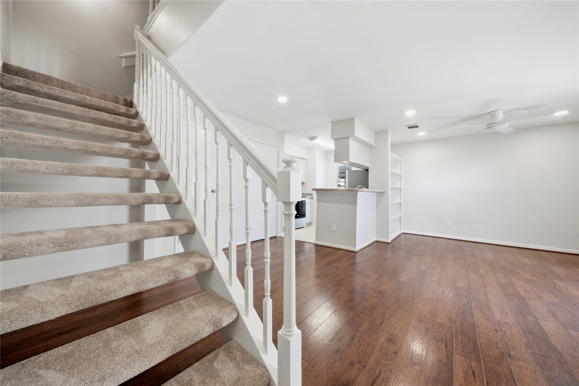 2120 El Paseo Street, #2901, Houston, TX 77054 2120 El Paseo Street, #2901, Houston, TX 77054