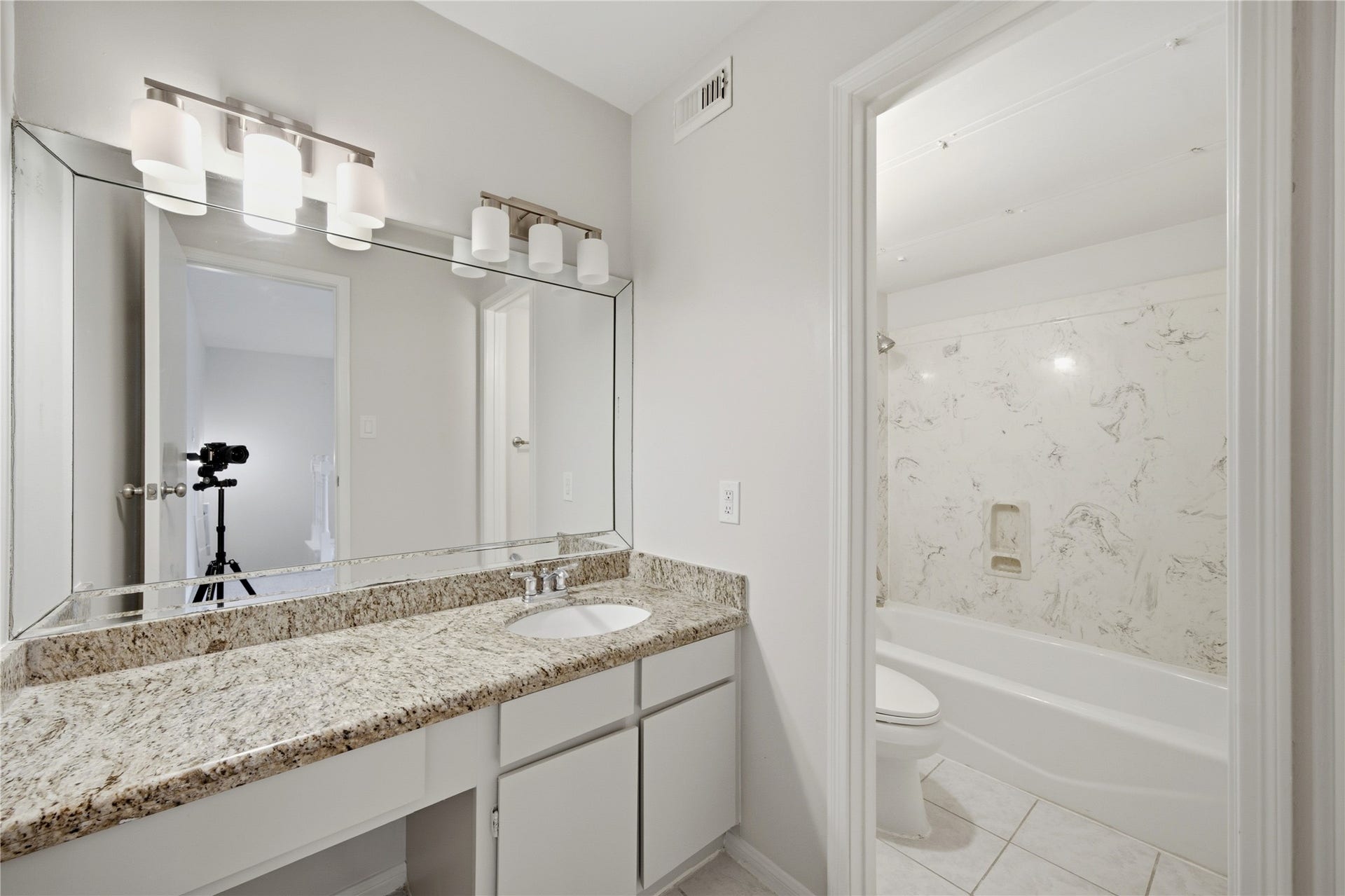 2120 El Paseo Street, #2901, Houston, TX 77054 2120 El Paseo Street, #2901, Houston, TX 77054