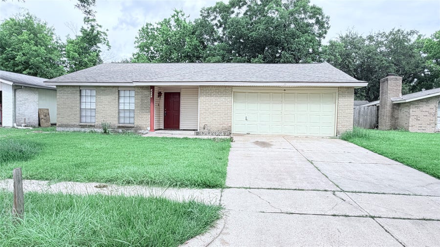 Property photo for 15507 Mira Monte Drive, Houston, TX