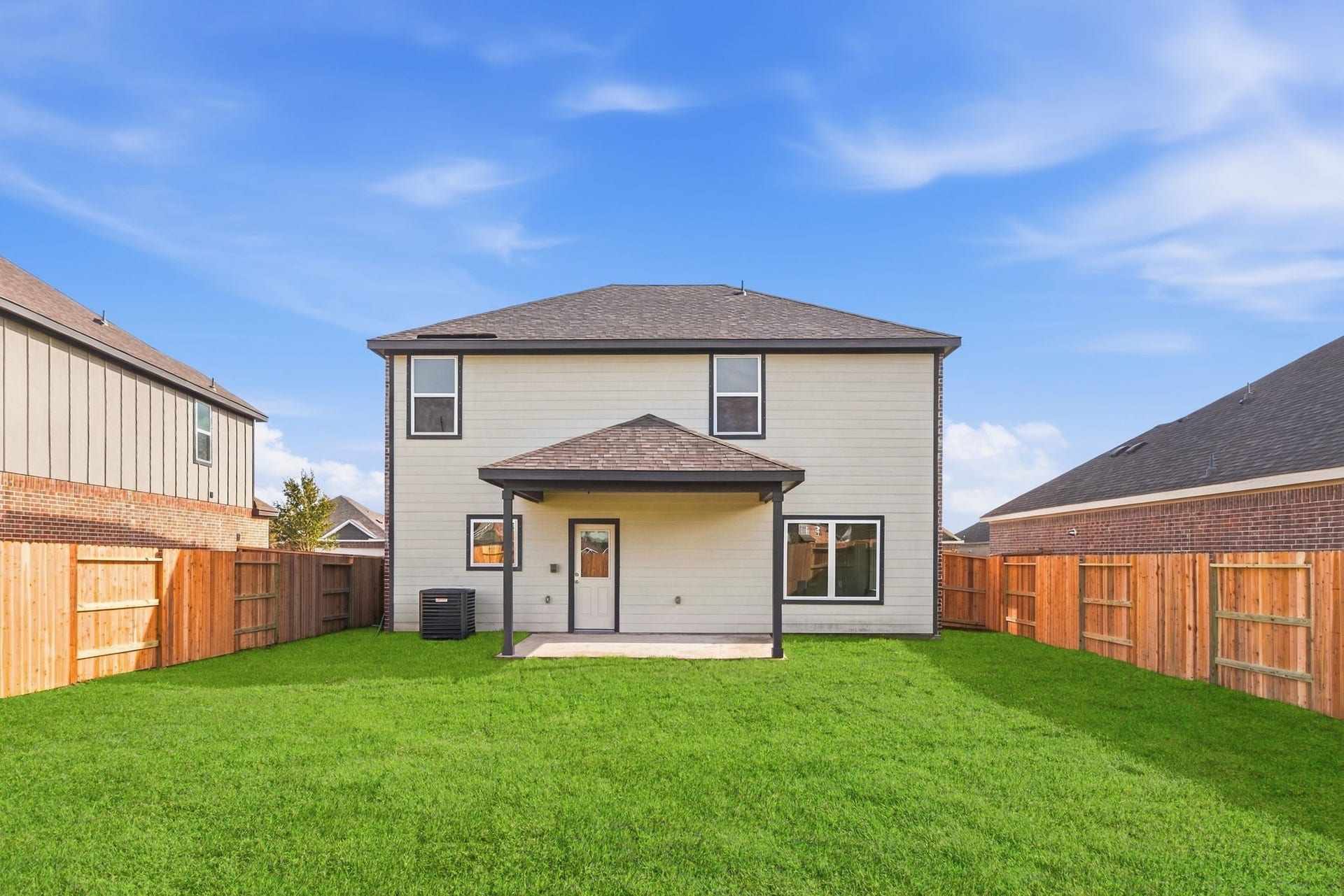 8818 New Jade Drive, Iowa Colony, TX 77583