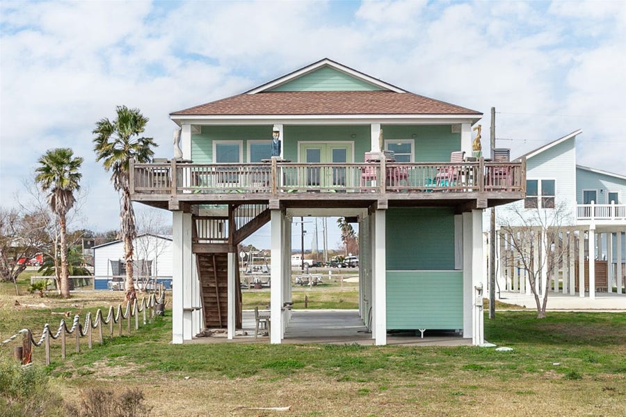 Property photo for 2110 Seahorse Lane, Crystal Beach, TX
