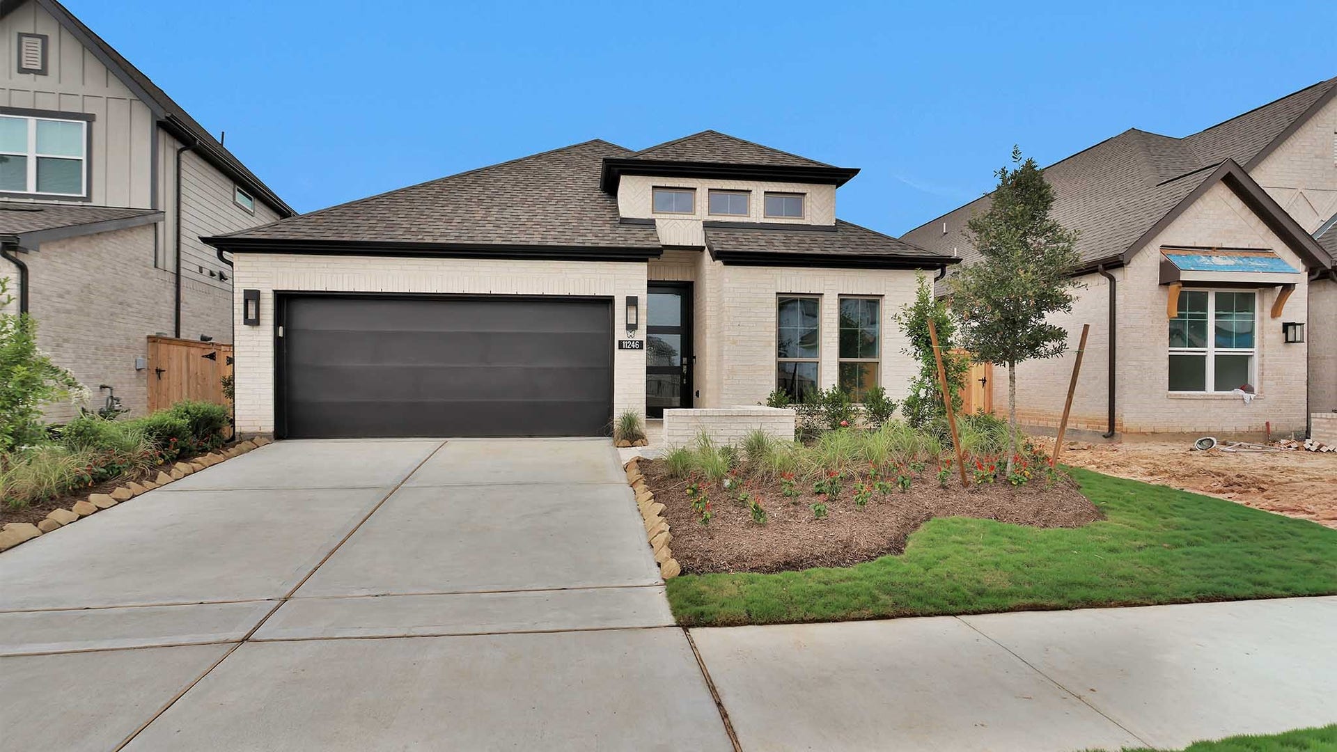 11246 White Crownbeard Drive, Cypress, TX 77433
