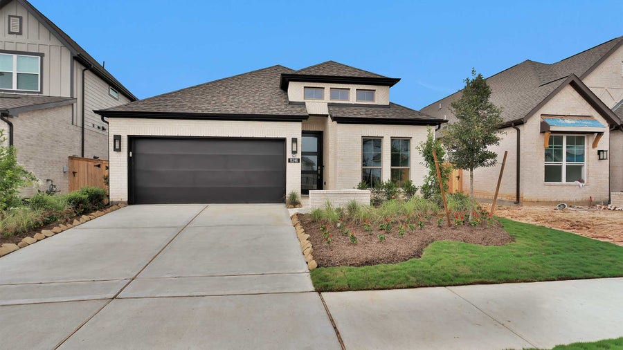 Property photo for 11246 White Crownbeard Drive, Cypress, TX