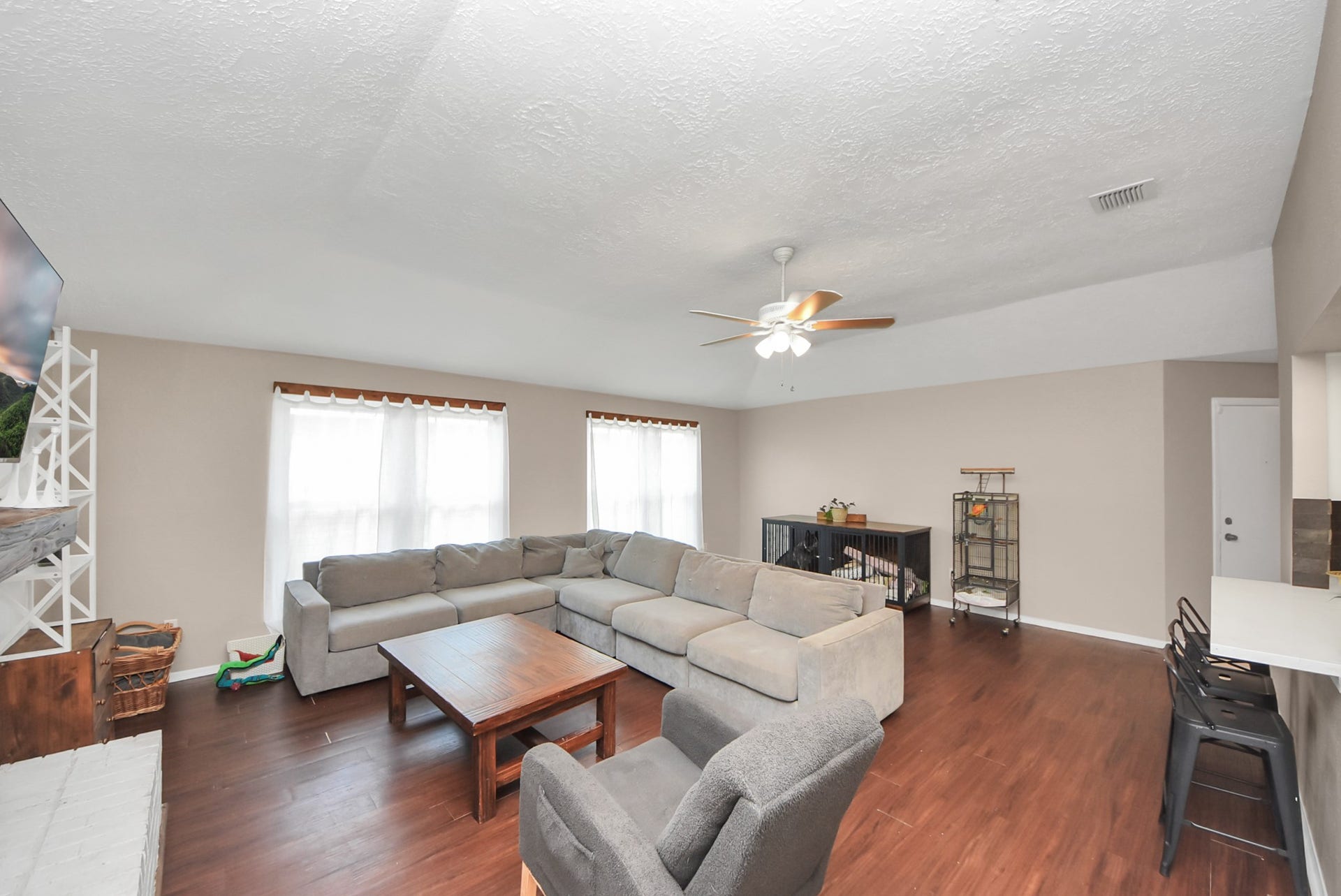 2519 Colonial Ridge Drive, Friendswood, TX 77546 2519 Colonial Ridge Drive, Friendswood, TX 77546