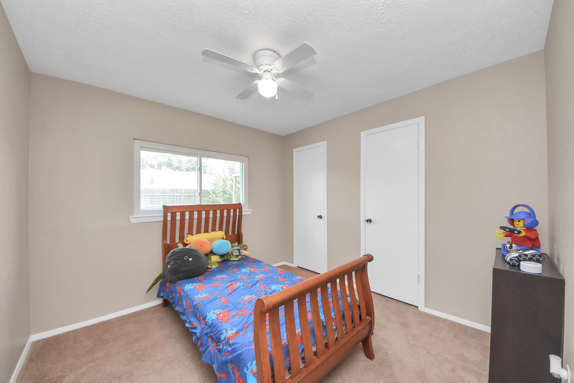 2519 Colonial Ridge Drive, Friendswood, TX 77546 2519 Colonial Ridge Drive, Friendswood, TX 77546