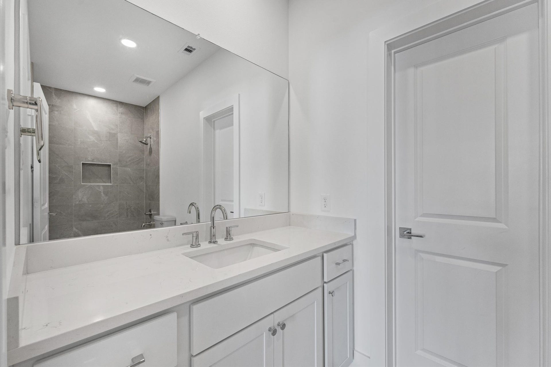 5354 Waleska, Houston, TX 77091 5354 Waleska, Houston, TX 77091