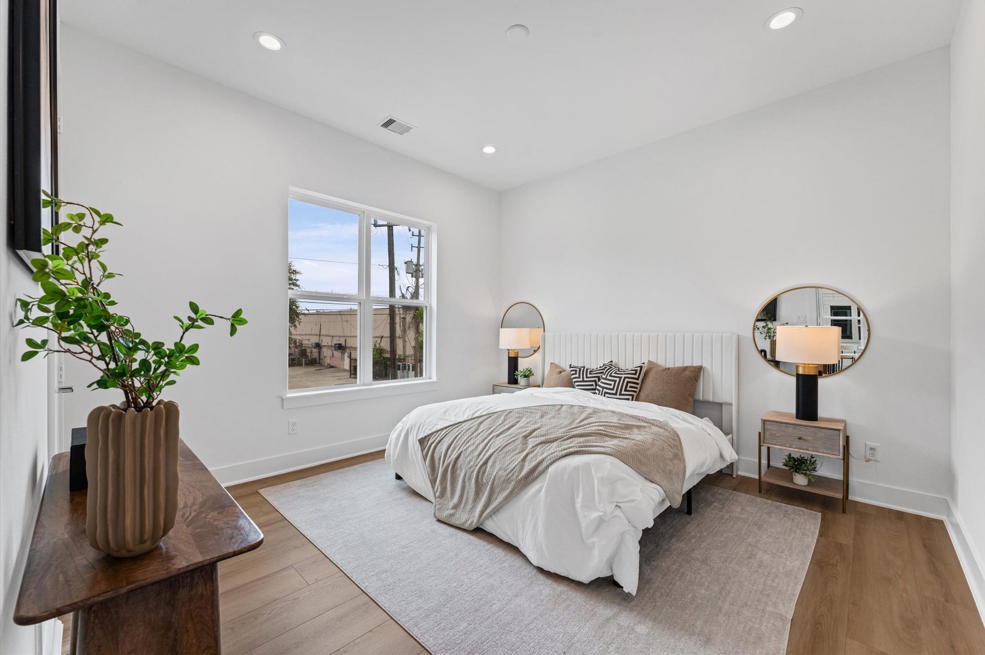 5354 Waleska, Houston, TX 77091 5354 Waleska, Houston, TX 77091