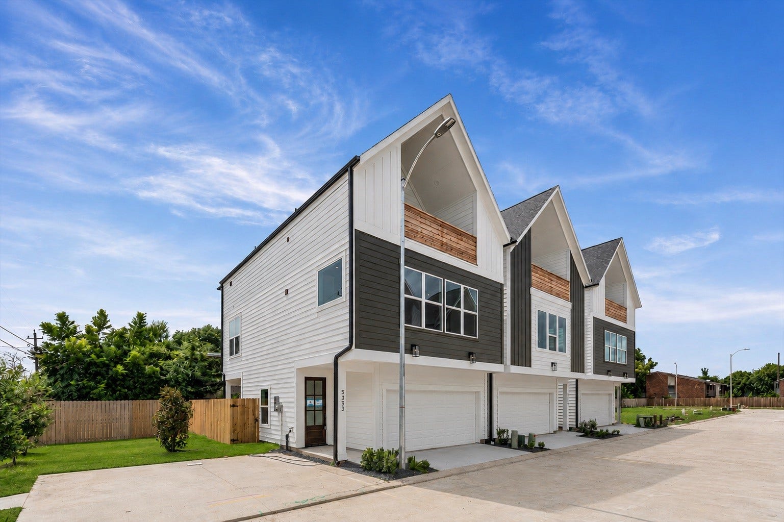 5354 Waleska, Houston, TX 77091 5354 Waleska, Houston, TX 77091