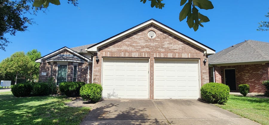 Property photo for 11742 Fortune Park Drive, Houston, TX