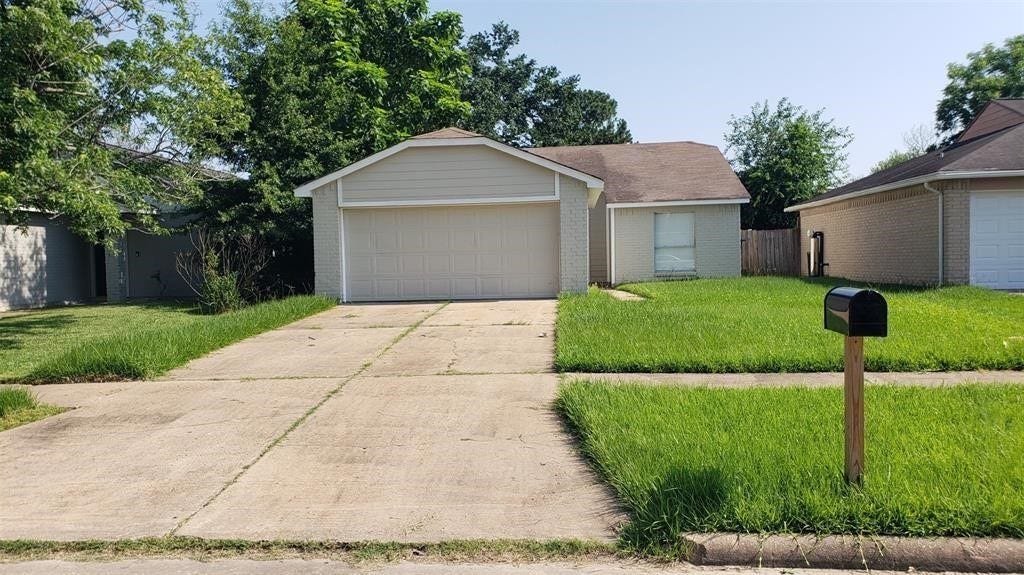 19246 Cypress River Drive, Katy, TX 77449