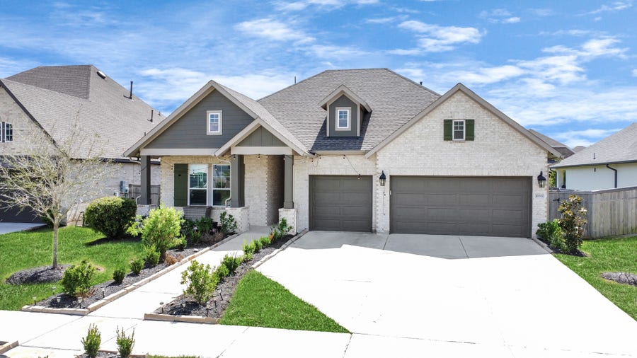 Property photo for 10002 Serenity Grove Drive, Missouri City, TX