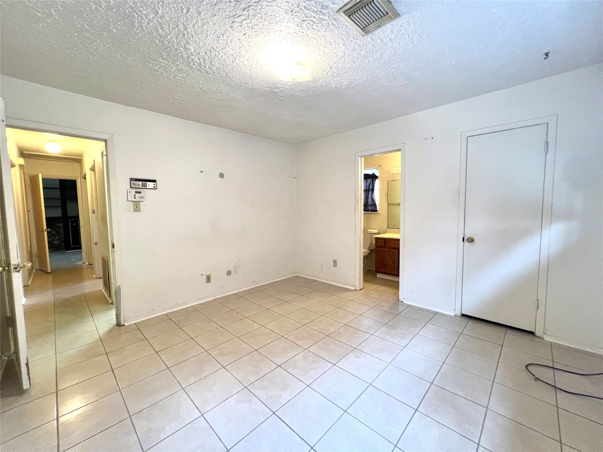 4306 Rosebud Drive, Houston, TX 77053 4306 Rosebud Drive, Houston, TX 77053