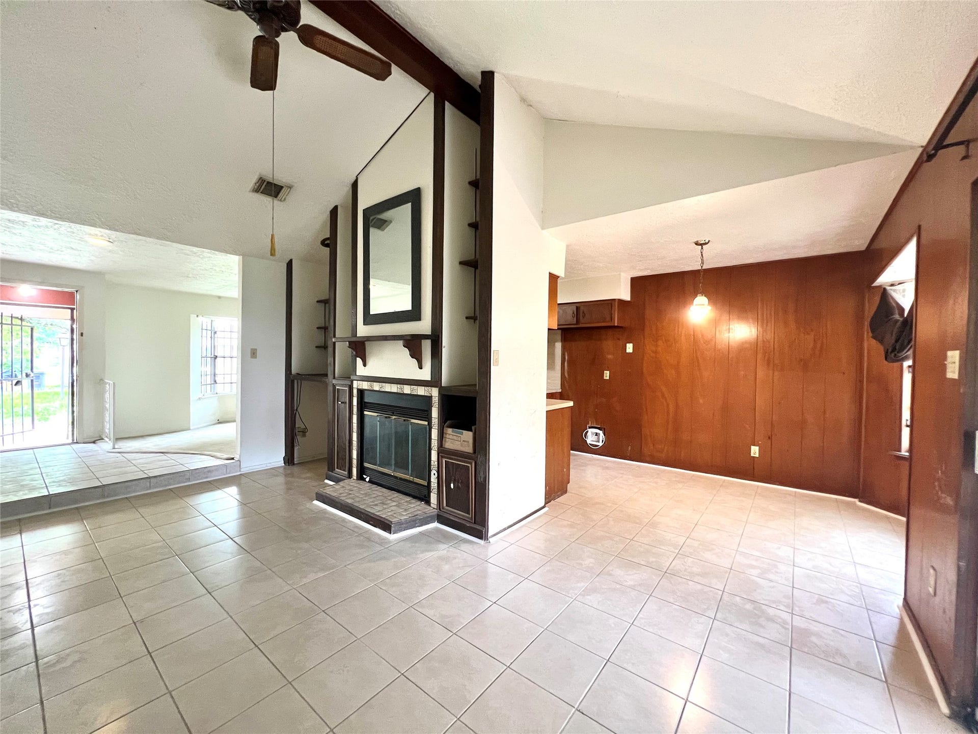 4306 Rosebud Drive, Houston, TX 77053 4306 Rosebud Drive, Houston, TX 77053